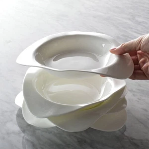 Kreativer ultradünner Bone China Suppenteller in unregelmäßiger Form - Bild 1 von 5