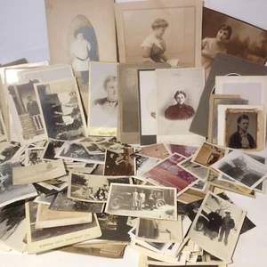 3.5 LBS Antique Vintage Photographs Cabinet Cards RPPC Snapshots 1860's - 1960's - Picture 1 of 24