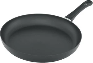 Nuevo SCANPAN Clásico Freír 32 cm Titanio PFOA Gratis Genuino Poste Gratuito (PVP $279) - Imagen 1 de 2