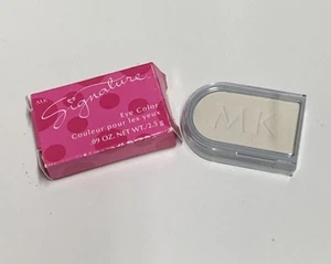 Mary Kay Signature WHITE SAND Eyeshadow Eye Color 882900 New Hot Pink Box Single - Picture 1 of 1