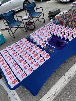 经典 Carls Jr 桌帐篷编号 00 至 99 — 第 1/4 张图片