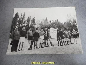 PHOTO SPORTING ANEMIQUE DES HU RONDS DE CUIR EQUIPE DE FOOTBALL - Bild 1 von 4