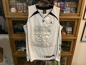 VTG Michael Jordan #23 NC Tar Heels NIKE Jordan SEWN White/White Jersey SZ S - Picture 1 of 17