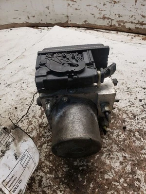 Bomba de peça de freio antibloqueio CVT compatível com 09-10 CUBE 1364436 - Imagem 1 de 4