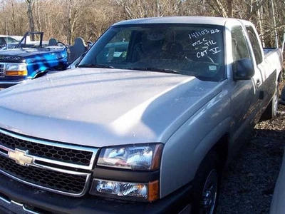 Brazo de control inferior delantero izquierdo camioneta Chevrolet Silverado 1500 2004-2006 4x2 347 Foto 1 de 4