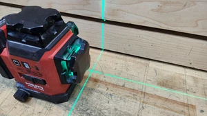 Hilti PM 30-MG Livella Laser Verde Multilinea con BATTERIA *NO CARICATORE* - Foto 1 di 9