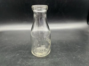 VTG Chas C. Heberle Irondequoit One Pint Milk Bottle New York State - Picture 1 of 7