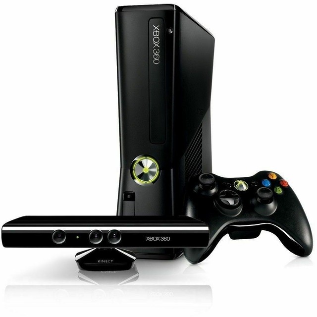 Microsoft Xbox 360 + Kinect e 3 Jogos E 4gb Standard Cor Preto em