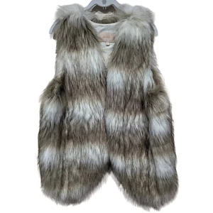 Skies Are Blue Faux Fur Vest sz Large Stitch Fix Beige and White - Picture 1 of 5
