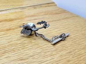 Vintage Roadrunner Plymouth Muscle Car Cartoon Lapel Pin Brooch Pewter - Picture 1 of 2