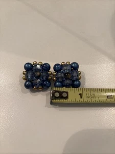 Vintage 1” Blue Gold Faux Pearl and Bead Cluster Clip On's Earrings - Picture 1 of 3