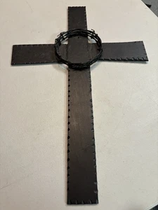 Large Cross Wall Hanging With A Braided Crown In The Center. - Picture 1 of 4