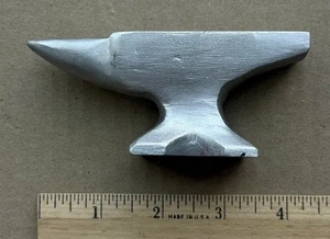 Miniature Aluminum Anvil Paperweight Marked Lincoln HI E.B Day 72 - Picture 1 of 5