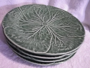 4 Bordallo Pinheiro Green Cabbage Dinner Plates 10.25" Portugal - Picture 1 of 5