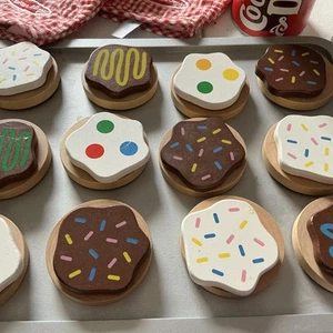 Melissa & Doug Slice and Bake Wooden Cookie Play Food Set - Picture 1 of 4