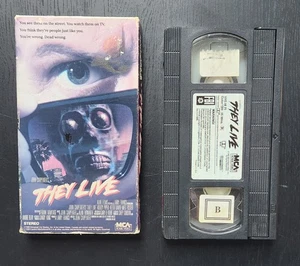 THEY LIVE VHS Rowdy Roddy Piper, John Carpenter, Keith David, Meg Foster Tested - Picture 1 of 3