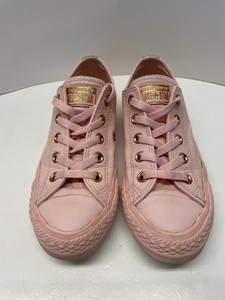 rose gold eyelets converse
