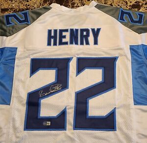 Derrick Henry Autographed Replica Jersey.  Beckett Witnessed.  Tennessee Titans