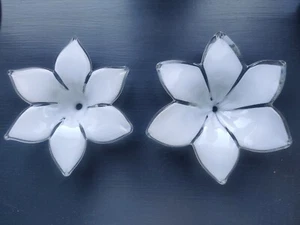 Spare Murano White Flower - Small - Picture 1 of 3