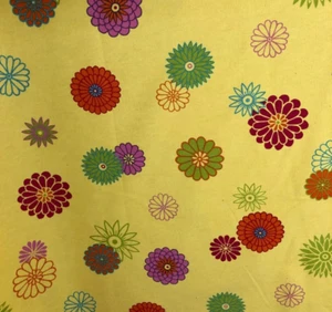 Tela Waverly para decoración del hogar L H Colorforms Lauren Hancock flores amarillas 55"x 3 yardas - Imagen 1 de 2
