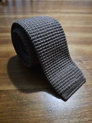 Corbata calcetín Austin Reed marrón 100 % algodón tejido extremo cuadrado Foto 1 de 4