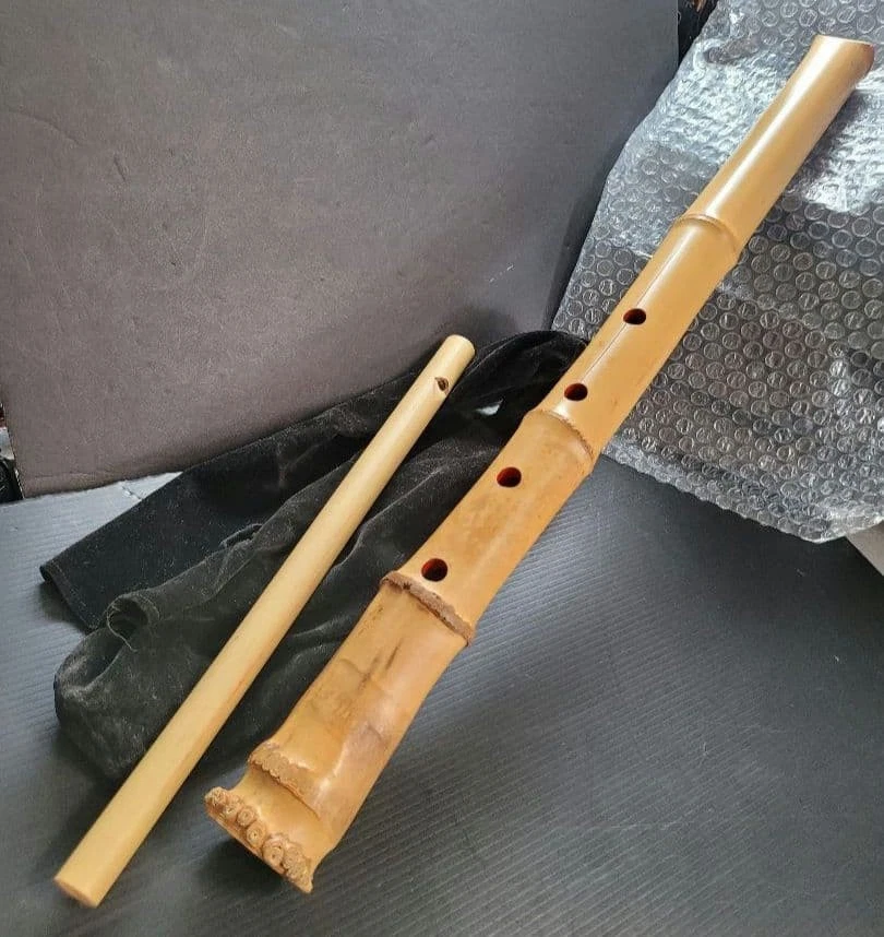 Shakuhachi bambú con grietas Foto 1 de 4