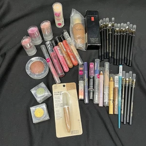 Großes 40+ gemischtes MAKE-UP BEAUTY Konvolut Lot - Hard Candy Estée Lauder - Bild 1 von 8