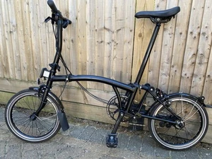 Brompton C-line 2023 Folding Bicycle 6 Speed Matt Black Flat Handlebar - Picture 1 of 12