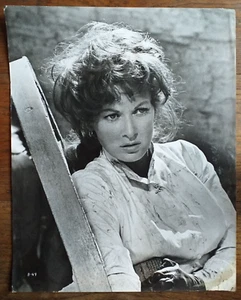 Maureen O'Hara, Amazing Portrait + 2 Fotos, The Rare Breed (1966), FG121 - Bild 1 von 6