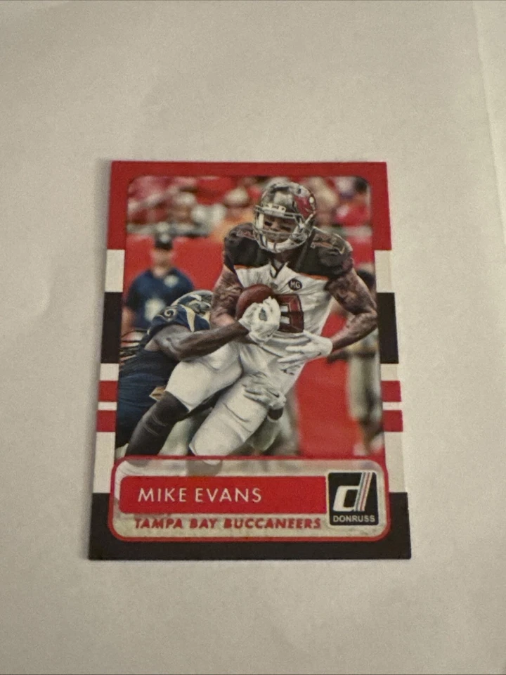 Mike Evans 2015 Panini Donruss #71 Red Foil Parallel - Image 1 of 2
