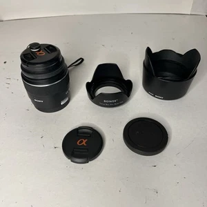 Sony SAL1855 A Mount Lens DT 18-55mm F3.5-5.6 Used Lens w/ Tulip & Tube Hood Lot - Picture 1 of 16