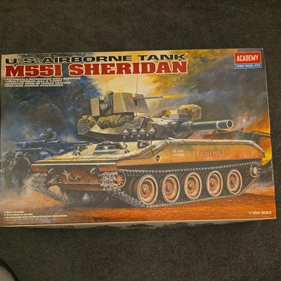 Academy 13011 1/35 M551 Sheridan U.S. Airborne Tank Modellbausatz OVP Neu  - Bild 1 von 4