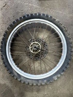 Kawasaki KX80 1986 OEM llanta delantera neumático disco freno rotor Takasago 17" Mini Foto 1 de 4