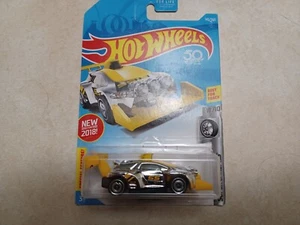 2018 Hot Wheels Super Chromes 10/10 Rising Heat 50 years - Picture 1 of 1
