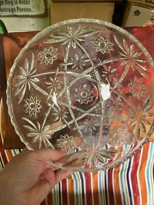 Anchor Hocking Clear Glass Sunflower Design Serving Bowl - Picture 1 of 4