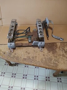 1990 Cadillac Deville Power Seat Track Passenger RH Front - Picture 1 of 24