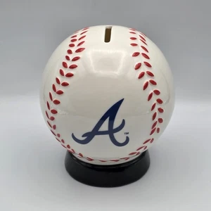 Banco de monedas de cerámica de los Atlanta Braves SGA 7/1/25 Truist Park Stadium Giveaway - Imagen 1 de 4