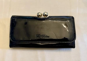 Ted Baker Geldbörse Portemonnaie schwarz Lackleder Kristallverschluss Hundemuster Futter - Bild 1 von 21