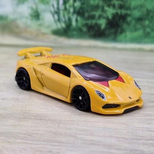 Hot Wheels Lamborghini Sesto Elemento Diecast Model 1/64 (66) Ex. Condition - Picture 1 of 6