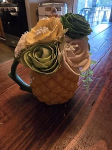 Pineapple handmade wood flower decor - Picture 1 of 5