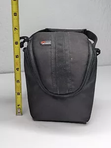 LowePro Adventura Ultra Zoom 100 Compact Camera Bag Holds 4.5 x 2.5 x 5.5" H - Picture 1 of 11