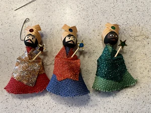 Ornamenti Natalizi Vintage Tre Re Saggi Panno e Legno circa 4"T Danimarca - Foto 1 di 5