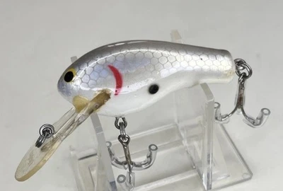 Señuelo de pesca Bagley’s KILLER-B2 de colección, difícil de encontrar/temprano color “GRAY SCALE SHAD”, leer Foto 1 de 4