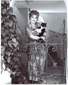 Amanda Blake Gunsmoke 8x10" Photo B110 - Picture 1 of 1