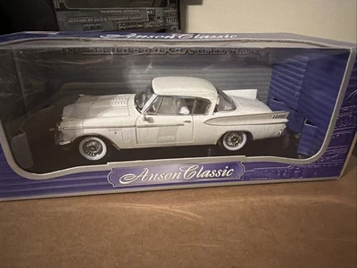 ANSON 1:18 SCALE DIECAST 30384 - 1957 STUDABAKER GOLDEN HAWK - WHITE - Image 1 of 4