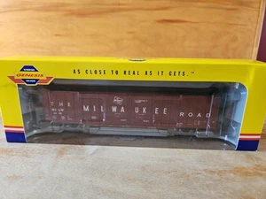 Athearn Genesis G4507 Milwaukee Road 60' PS Autoteile Kastenwagen #4009 NEU IN BOX - Bild 1 von 4