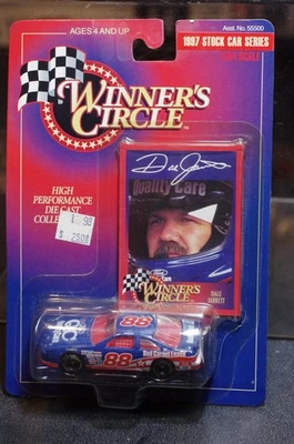 Coche Dale Jarrett 1997 Winners Circle #88 cuidado de calidad 1:64 ENVÍO GRATUITO SIN USAR, EN CAJA Foto 1 de 4