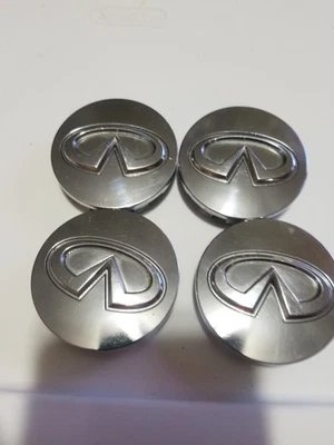  4 tapas centrales de llanta originales OEM INFINITI G35 M35 G37 Q60 40343-5P215 cromadas  Foto 1 de 4