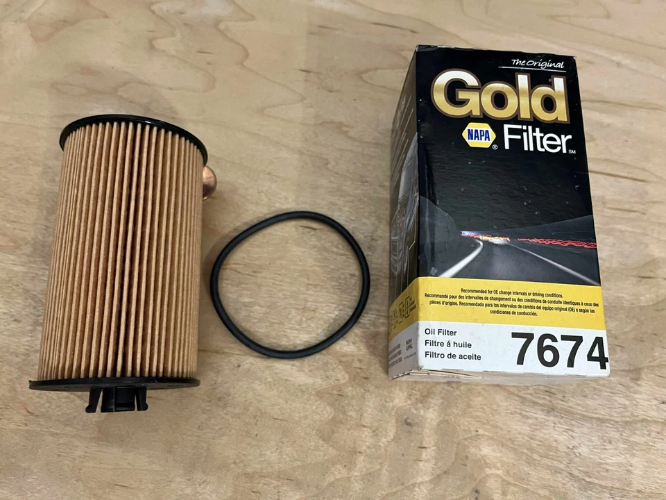 GENUINE | NAPA Gold 7674 Oil Filter Encore Chevy Cruze Colorado GMC Canyon Astra - Image 1 of 3