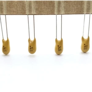 NOS NIC Tantalum Radial Capacitors 4.7uF 35V 10% NDTM475K35F1 Lot of 25 - Picture 1 of 7